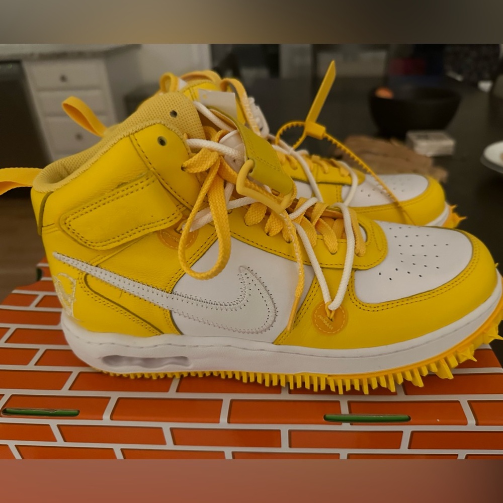 OFF WHITE X Air Force One size 10
